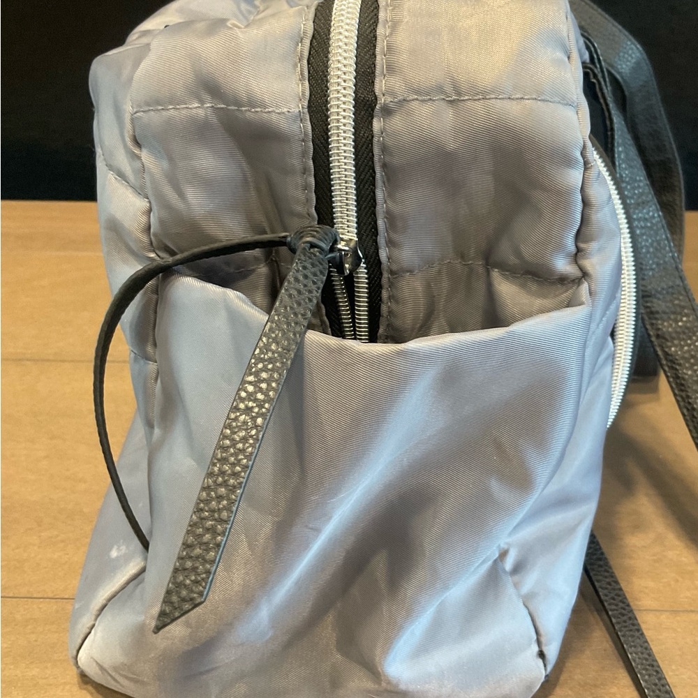 DSW silver Colored Shoe Travel Bag - Picture 3 of 11